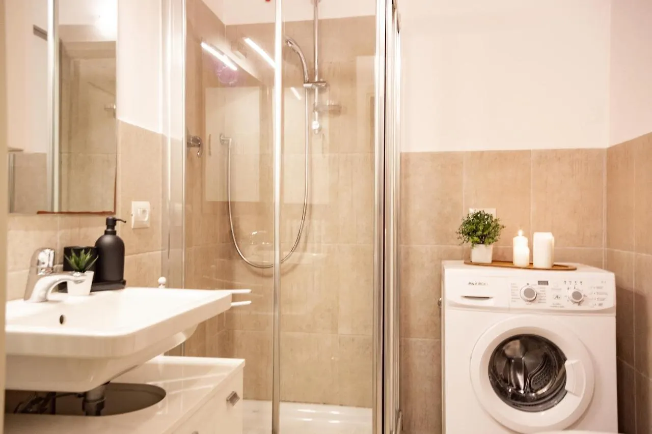 Chic Apartment In The Historic Center Of Perugia Italia